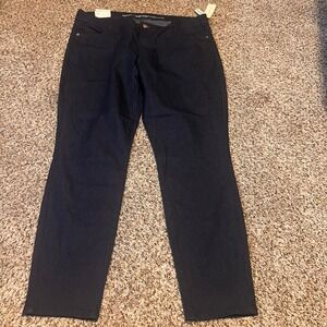 Old Navy Women's Super Skinny Mid Rise Dark Wash Jeans Size 18